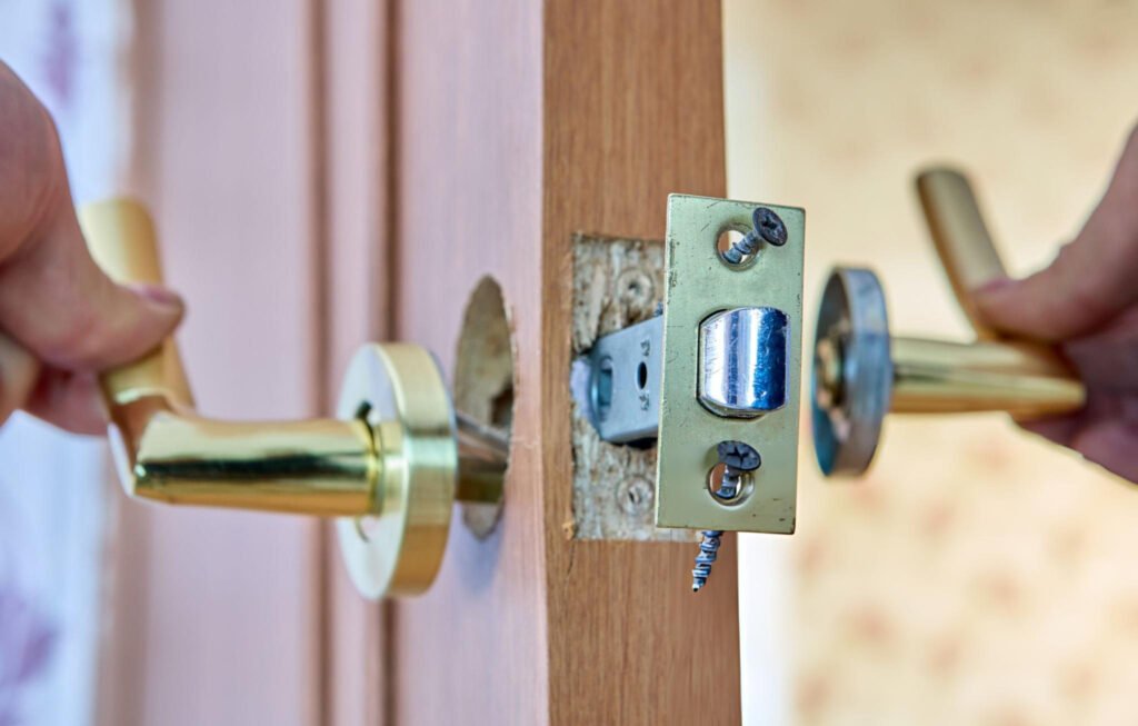 fixing faulty door handle
